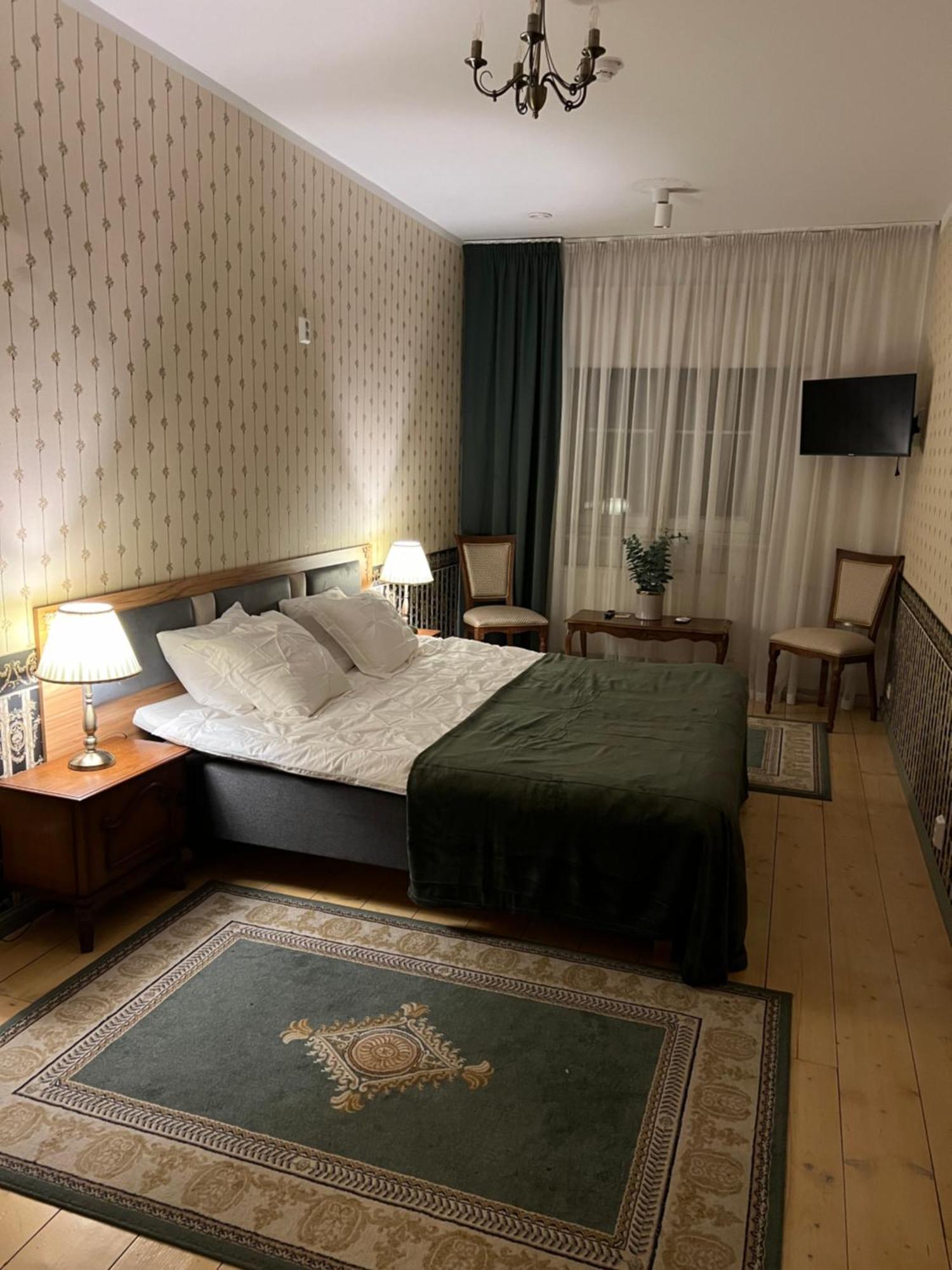 Hotel Saku Mois & Saku Manor Zewnętrze zdjęcie