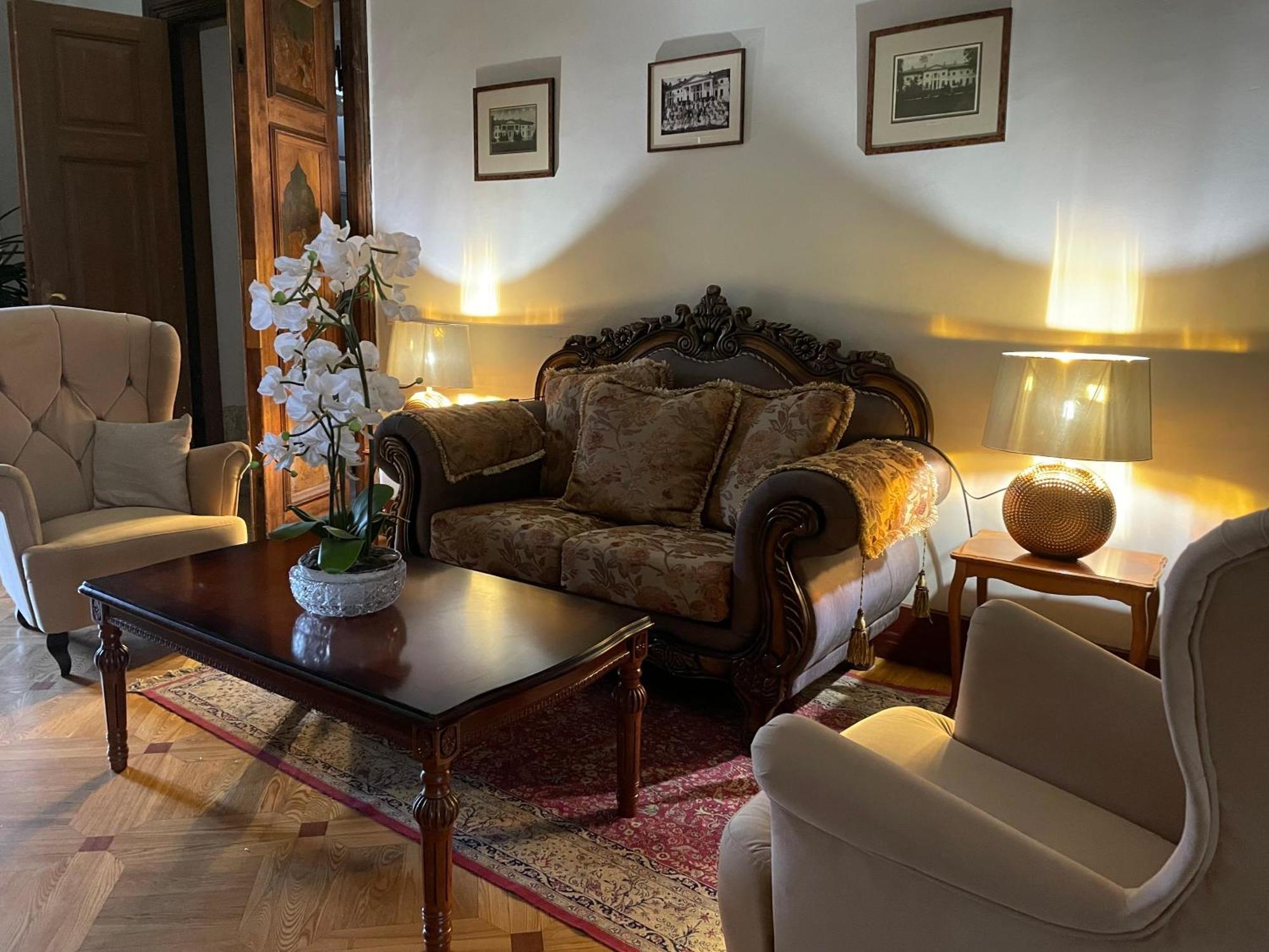 Hotel Saku Mois & Saku Manor Zewnętrze zdjęcie