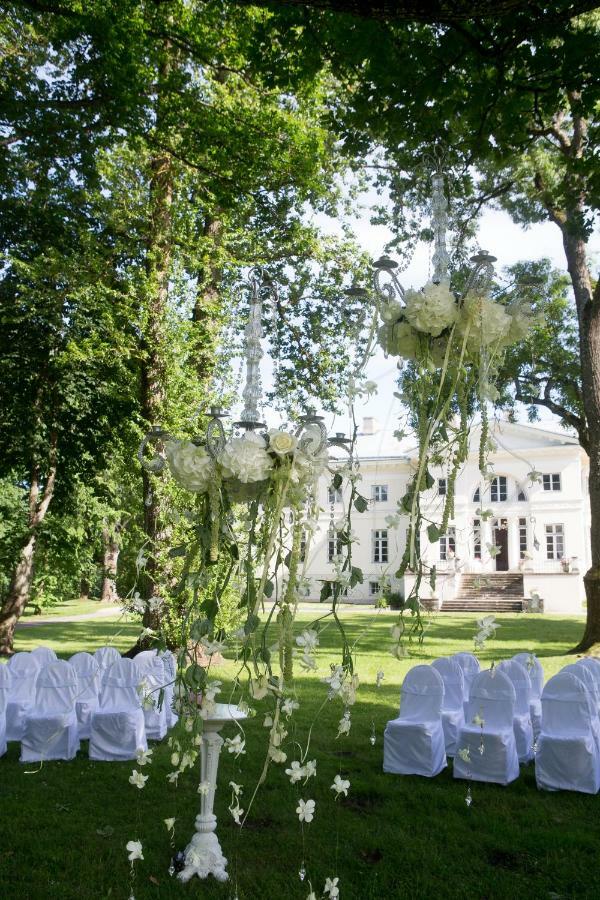 Hotel Saku Mois & Saku Manor Zewnętrze zdjęcie